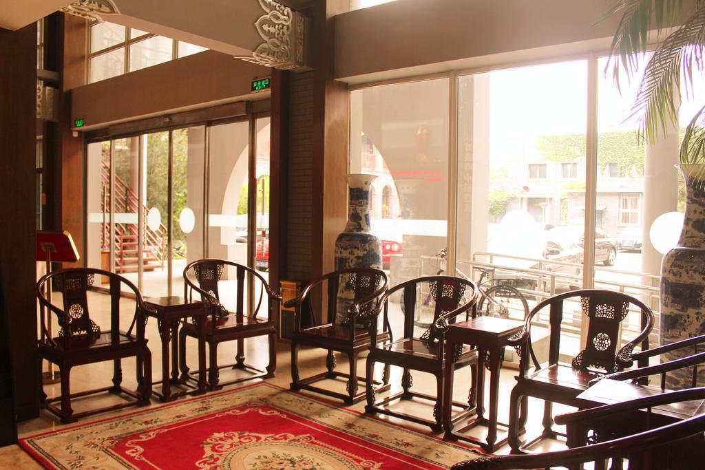 King Parkview Hotel
